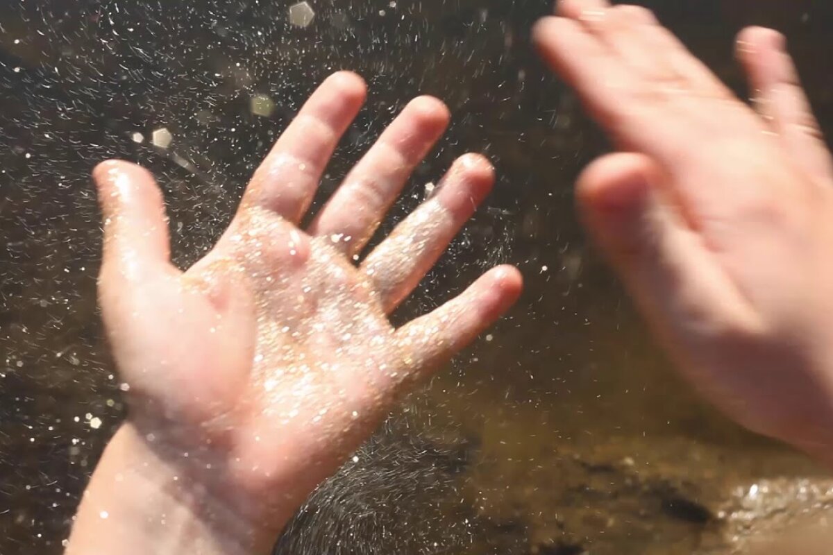 Veronika Vlková: Listen Quietly